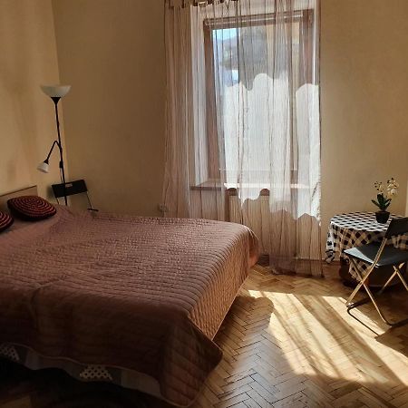 Котлярська 1 Lviv Exterior photo